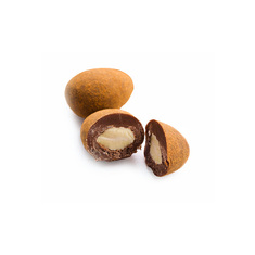 Almonds milk chocolate dragees with cinnamon 2,5kg