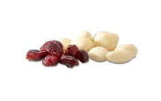 Cranberry white chocolate dragees 2,5kg